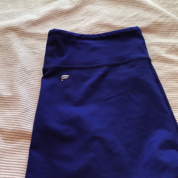 fabletics capri leggings - Picture 5 of 5